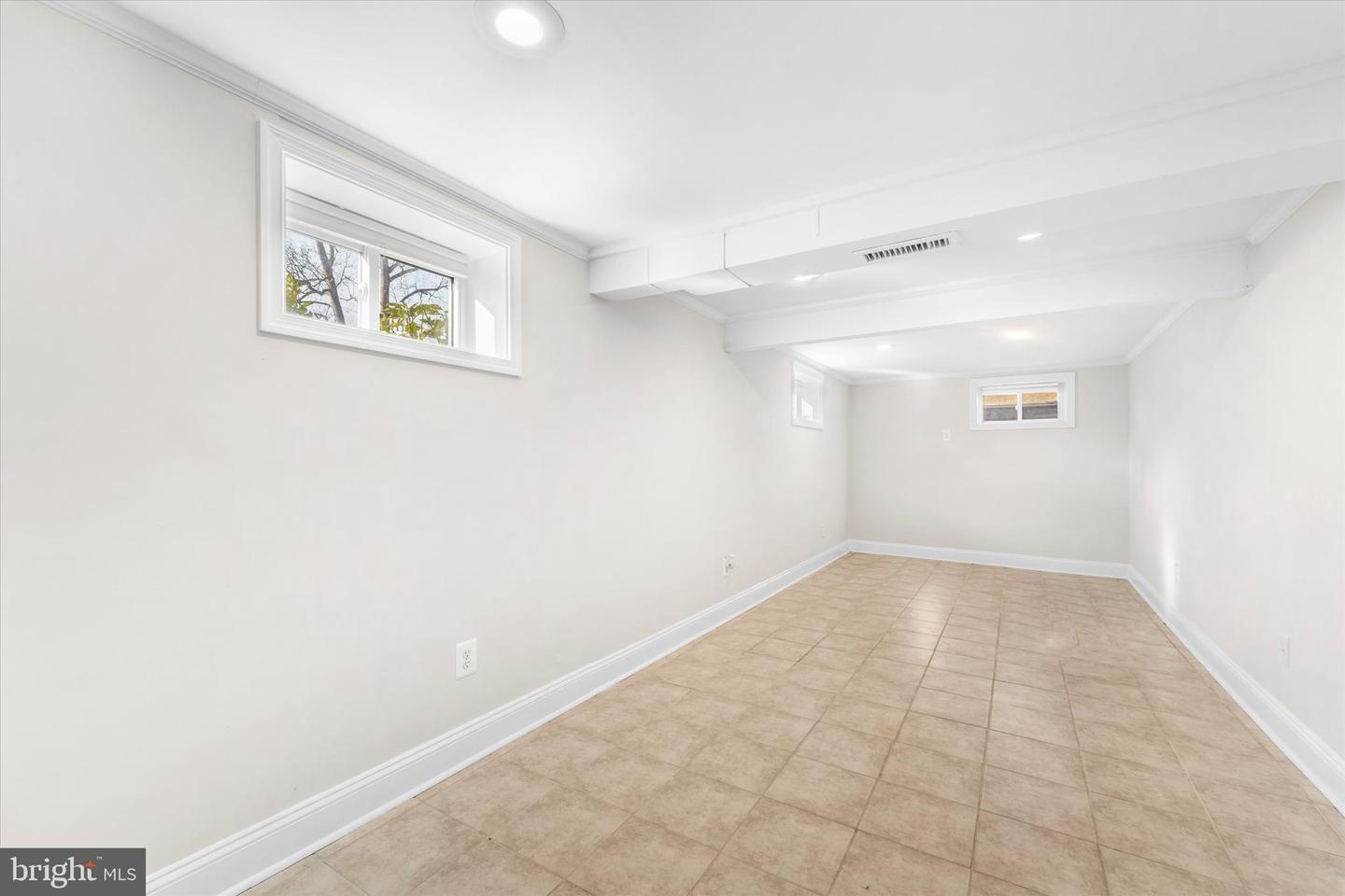 7415 GARY ST, SPRINGFIELD, Virginia 22150, 3 Bedrooms Bedrooms, ,2 BathroomsBathrooms,Residential,For sale,7415 GARY ST,VAFX2283612 MLS # VAFX2283612