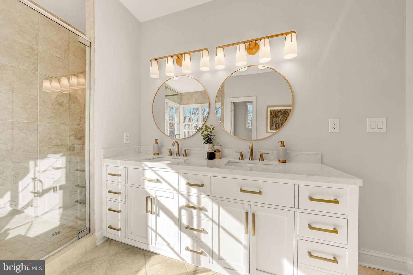 1609 BROOKSIDE RD, MCLEAN, Virginia 22101, 6 Bedrooms Bedrooms, ,4 BathroomsBathrooms,Residential,For sale,1609 BROOKSIDE RD,VAFX2283664 MLS # VAFX2283664