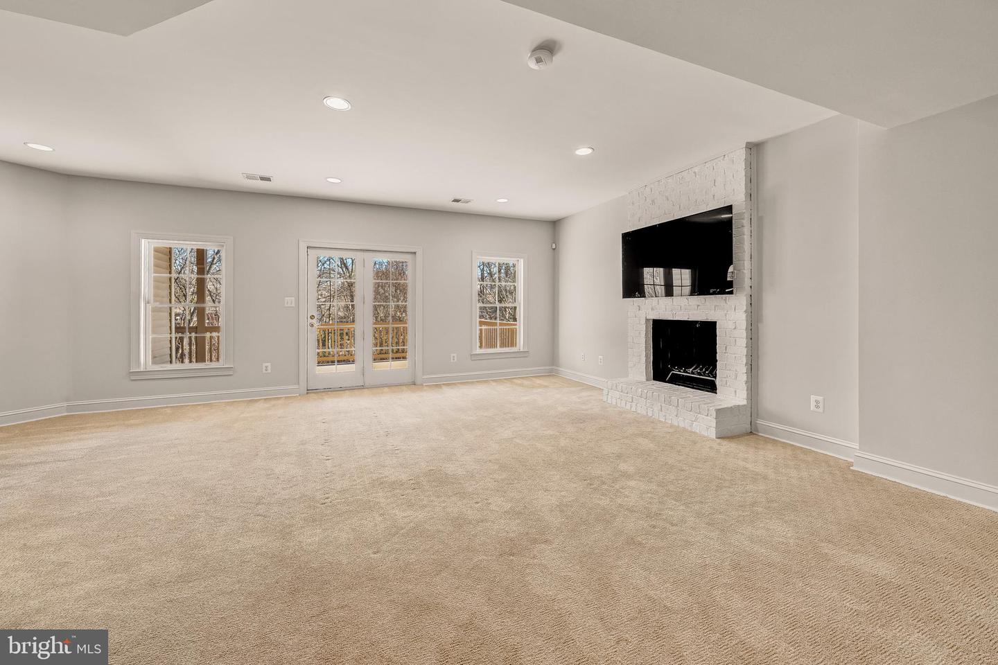 1609 BROOKSIDE RD, MCLEAN, Virginia 22101, 6 Bedrooms Bedrooms, ,4 BathroomsBathrooms,Residential,For sale,1609 BROOKSIDE RD,VAFX2283664 MLS # VAFX2283664