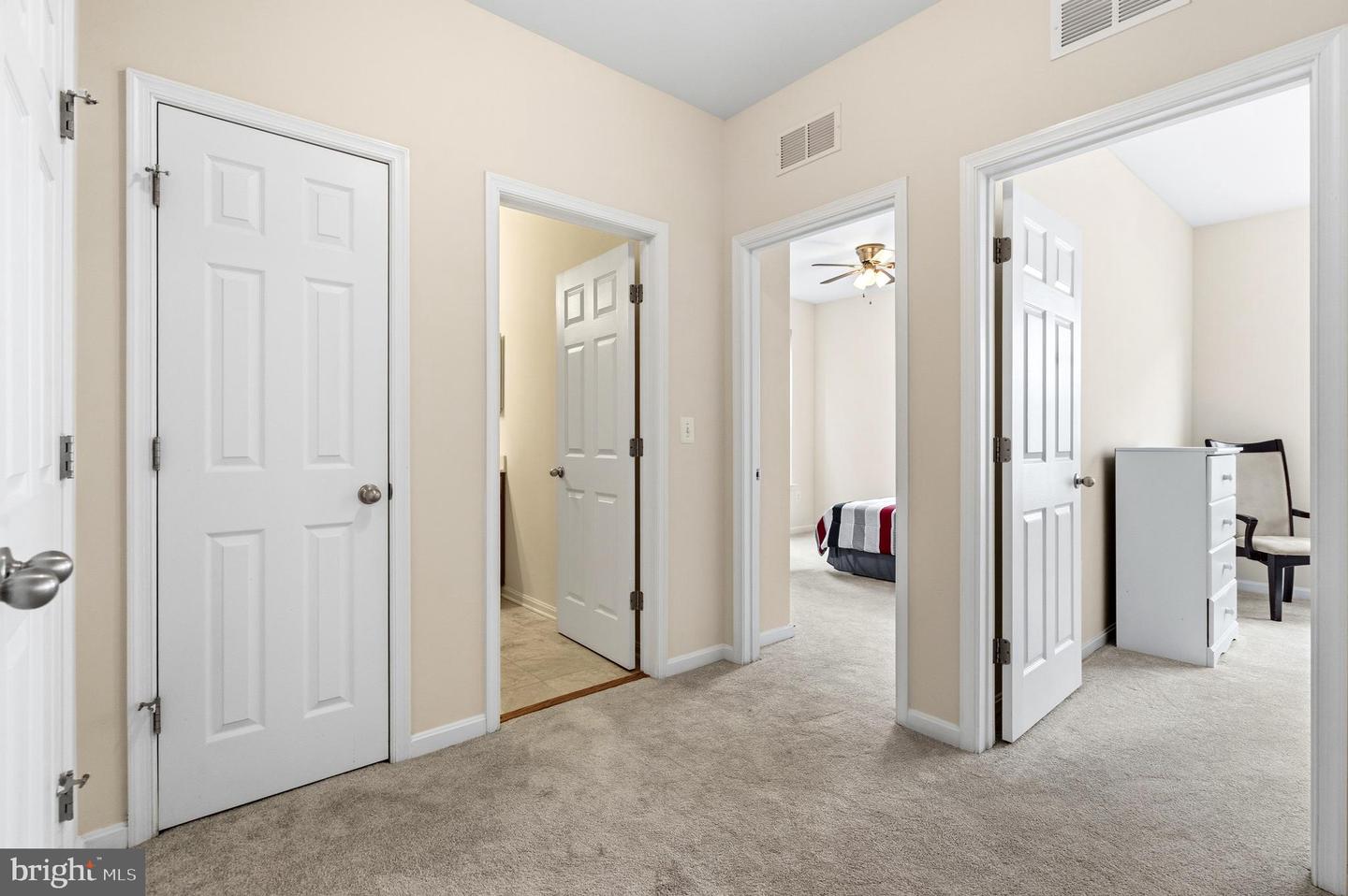 9557 CENTER ST, MANASSAS, Virginia 20110, 3 Bedrooms Bedrooms, ,2 BathroomsBathrooms,Residential,For sale,9557 CENTER ST,VAMN2009872 MLS # VAMN2009872