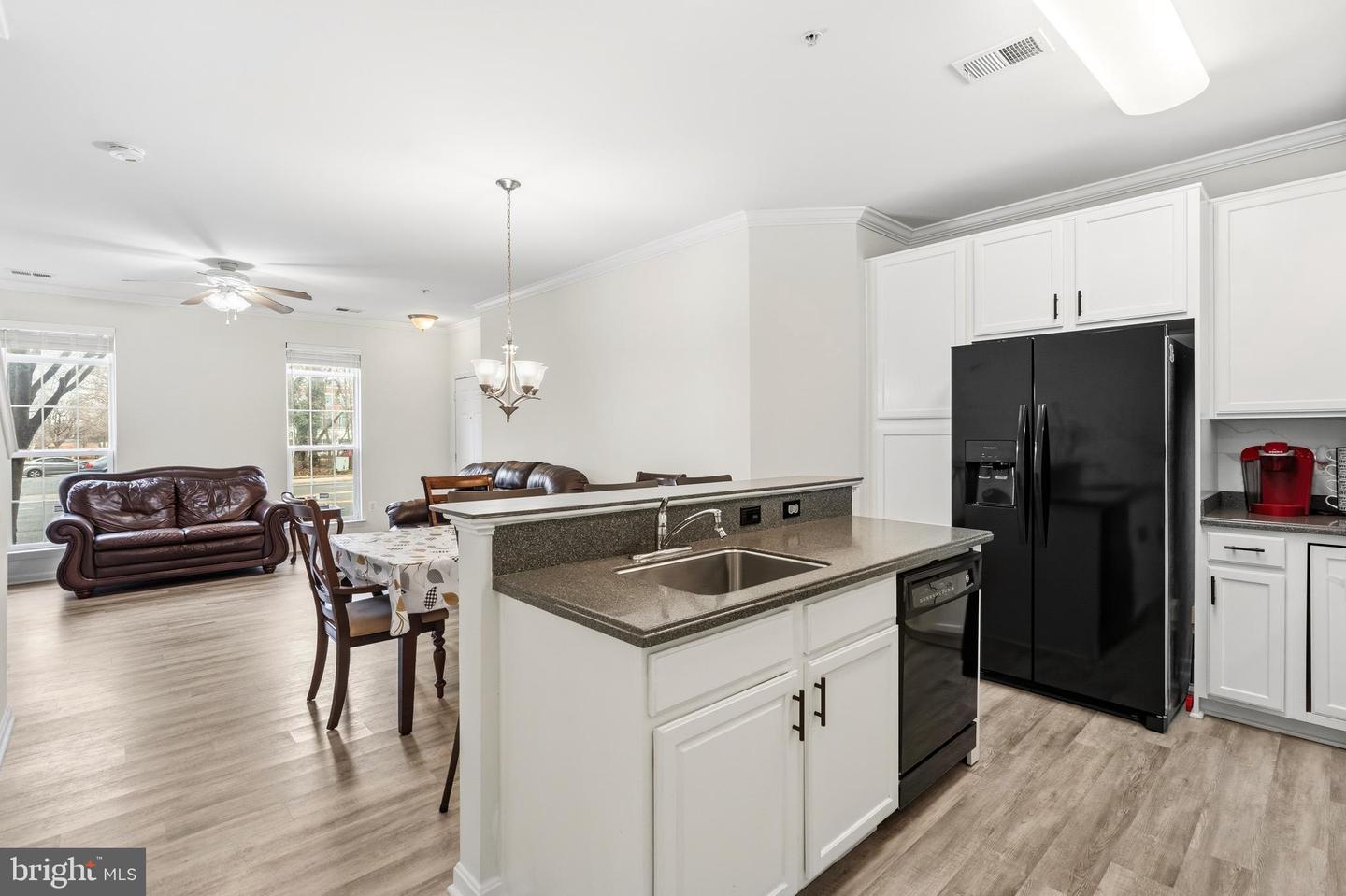 9557 CENTER ST, MANASSAS, Virginia 20110, 3 Bedrooms Bedrooms, ,2 BathroomsBathrooms,Residential,For sale,9557 CENTER ST,VAMN2009872 MLS # VAMN2009872