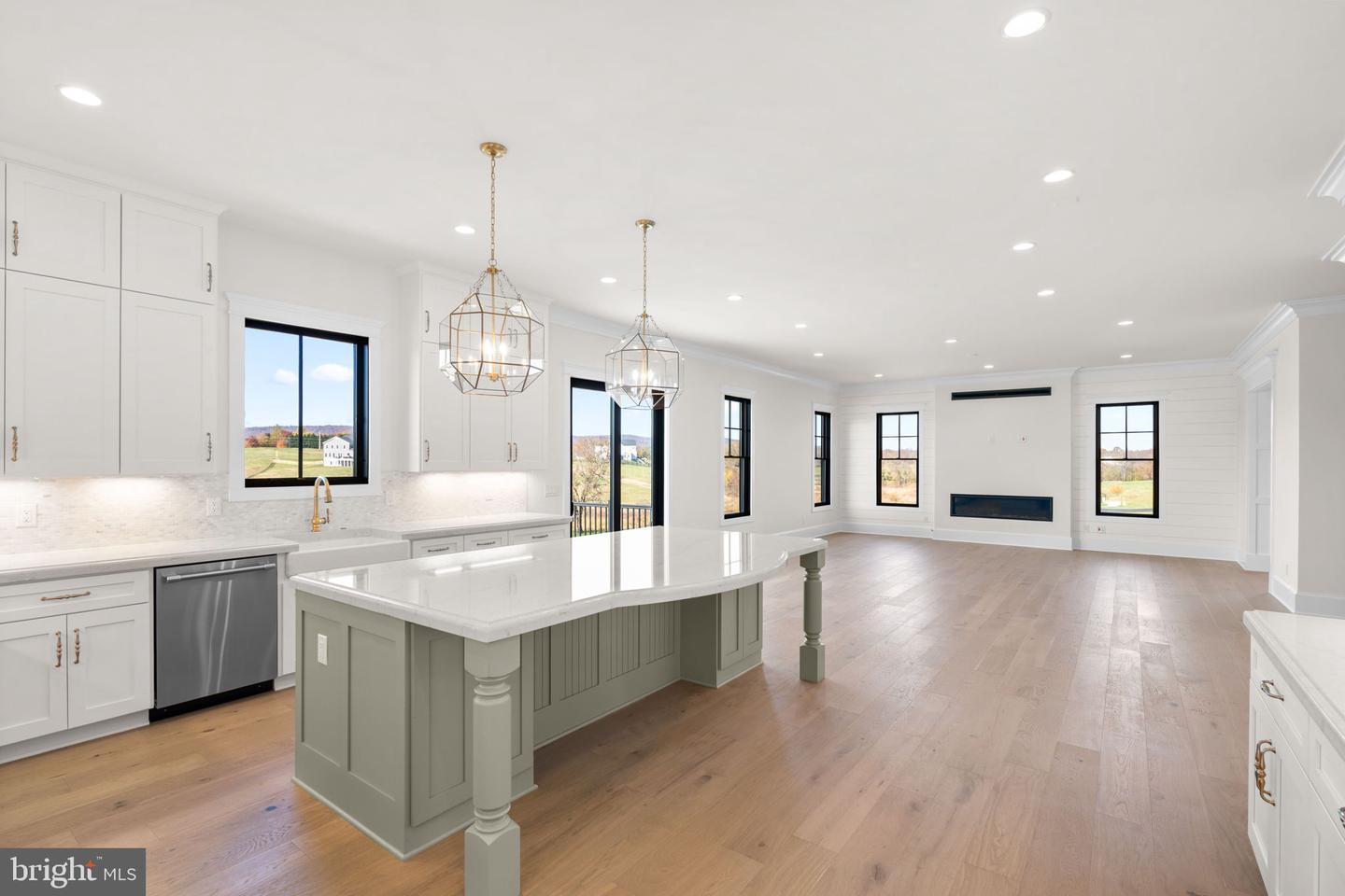 14611 HUBER PL, WATERFORD, Virginia 20197, 5 Bedrooms Bedrooms, ,4 BathroomsBathrooms,Residential,For sale,14611 HUBER PL,VALO2113186 MLS # VALO2113186