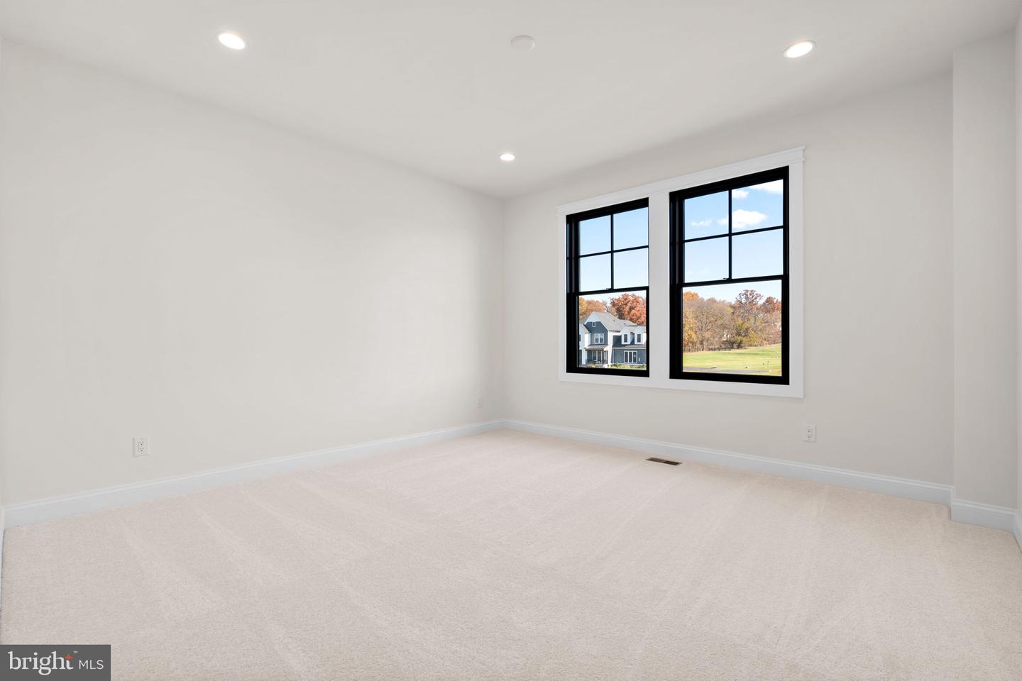 14611 HUBER PL, WATERFORD, Virginia 20197, 5 Bedrooms Bedrooms, ,4 BathroomsBathrooms,Residential,For sale,14611 HUBER PL,VALO2113186 MLS # VALO2113186