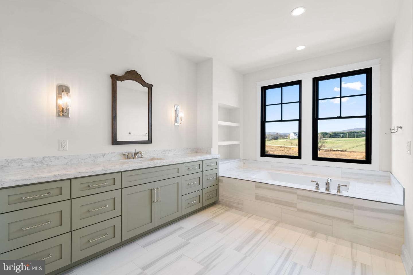 14611 HUBER PL, WATERFORD, Virginia 20197, 5 Bedrooms Bedrooms, ,4 BathroomsBathrooms,Residential,For sale,14611 HUBER PL,VALO2113186 MLS # VALO2113186