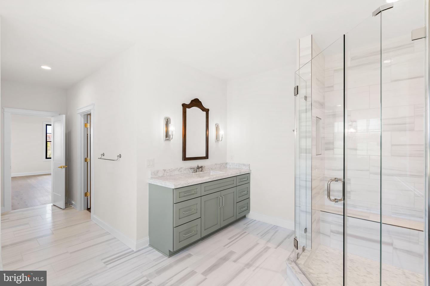 14611 HUBER PL, WATERFORD, Virginia 20197, 5 Bedrooms Bedrooms, ,4 BathroomsBathrooms,Residential,For sale,14611 HUBER PL,VALO2113186 MLS # VALO2113186