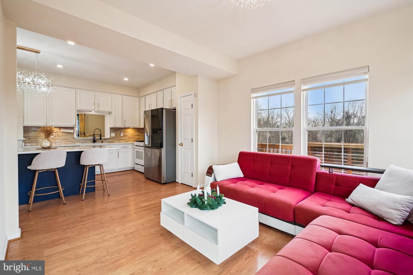 11741 BARROWS LN, WOODBRIDGE, Virginia 22192, 4 Bedrooms Bedrooms, 8 Rooms Rooms,3 BathroomsBathrooms,Residential,For sale,11741 BARROWS LN,VAPW2109798 MLS # VAPW2109798