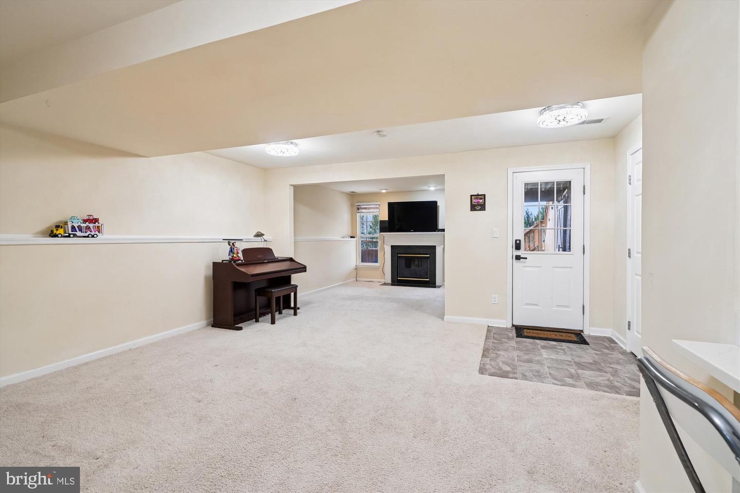 11741 BARROWS LN, WOODBRIDGE, Virginia 22192, 4 Bedrooms Bedrooms, 8 Rooms Rooms,3 BathroomsBathrooms,Residential,For sale,11741 BARROWS LN,VAPW2109798 MLS # VAPW2109798