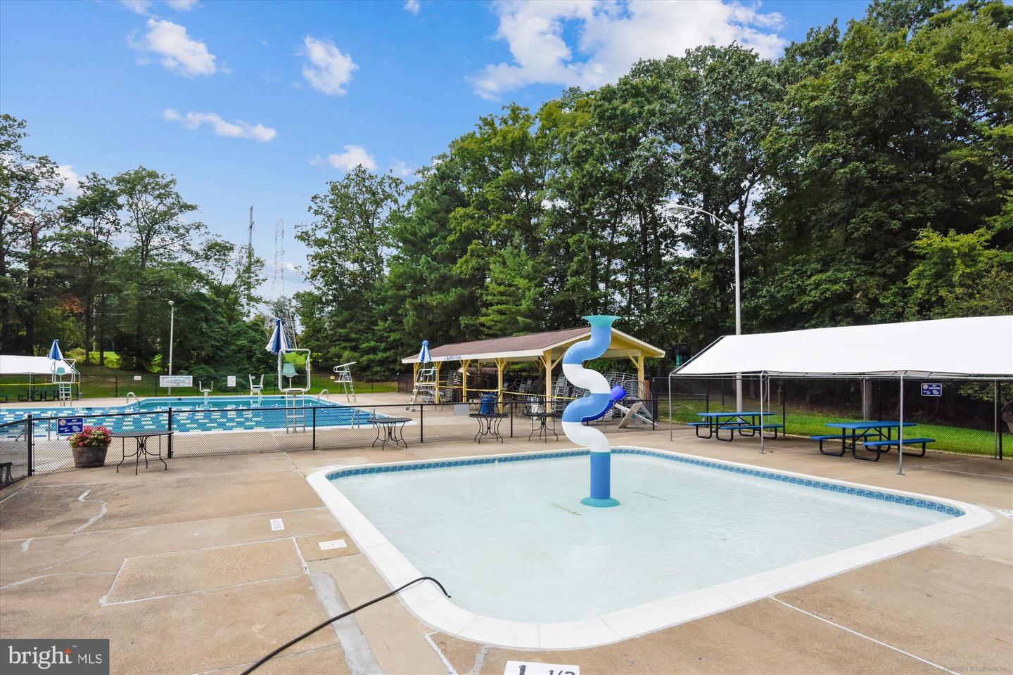 11741 BARROWS LN, WOODBRIDGE, Virginia 22192, 4 Bedrooms Bedrooms, 8 Rooms Rooms,3 BathroomsBathrooms,Residential,For sale,11741 BARROWS LN,VAPW2109798 MLS # VAPW2109798