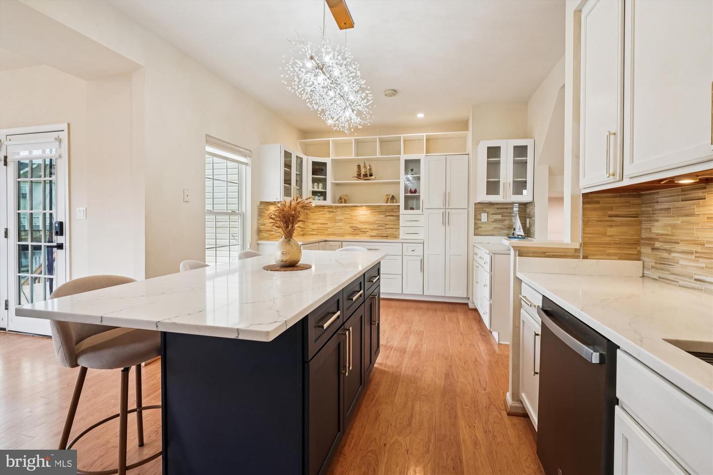 11741 BARROWS LN, WOODBRIDGE, Virginia 22192, 4 Bedrooms Bedrooms, 8 Rooms Rooms,3 BathroomsBathrooms,Residential,For sale,11741 BARROWS LN,VAPW2109798 MLS # VAPW2109798