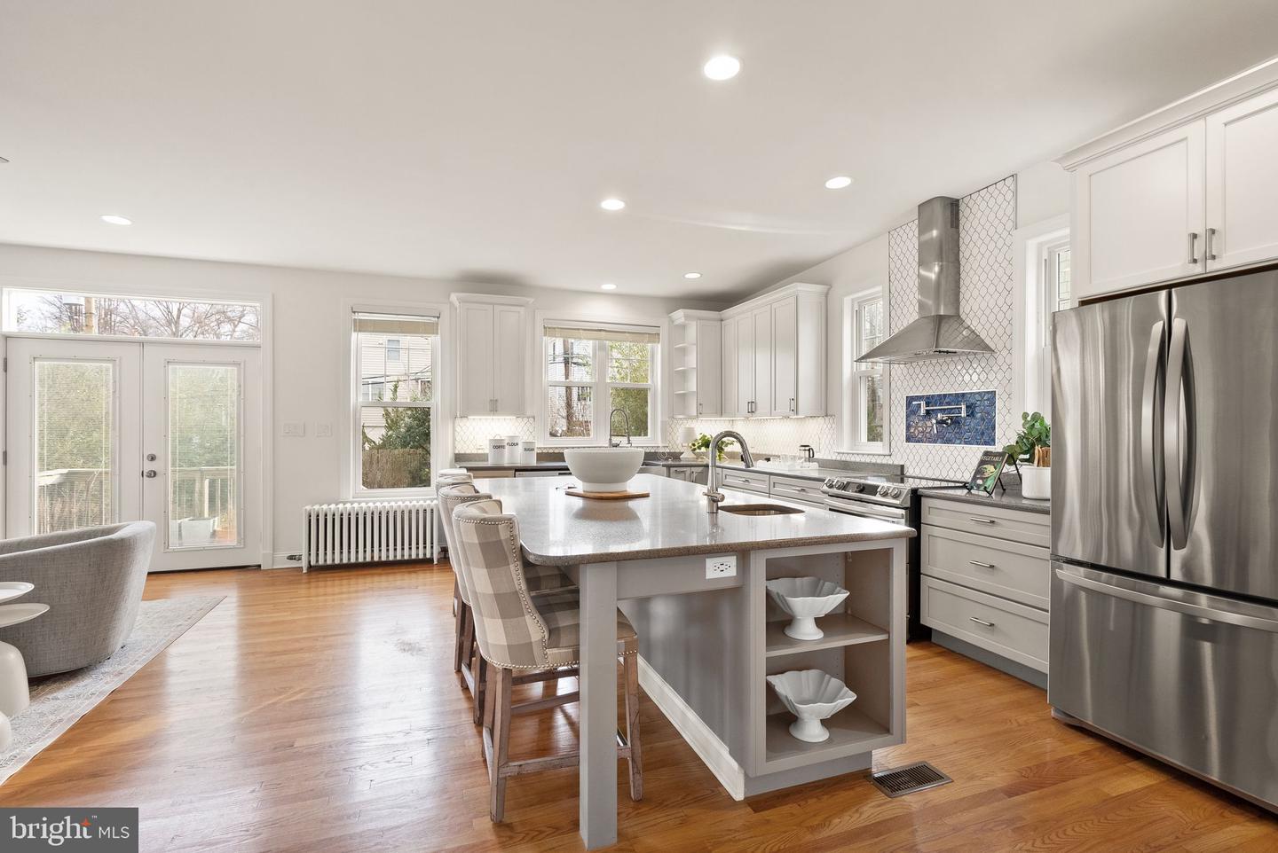 724 25TH ST S, ARLINGTON, Virginia 22202, 4 Bedrooms Bedrooms, ,2 BathroomsBathrooms,Residential,For sale,724 25TH ST S,VAAR2067238 MLS # VAAR2067238