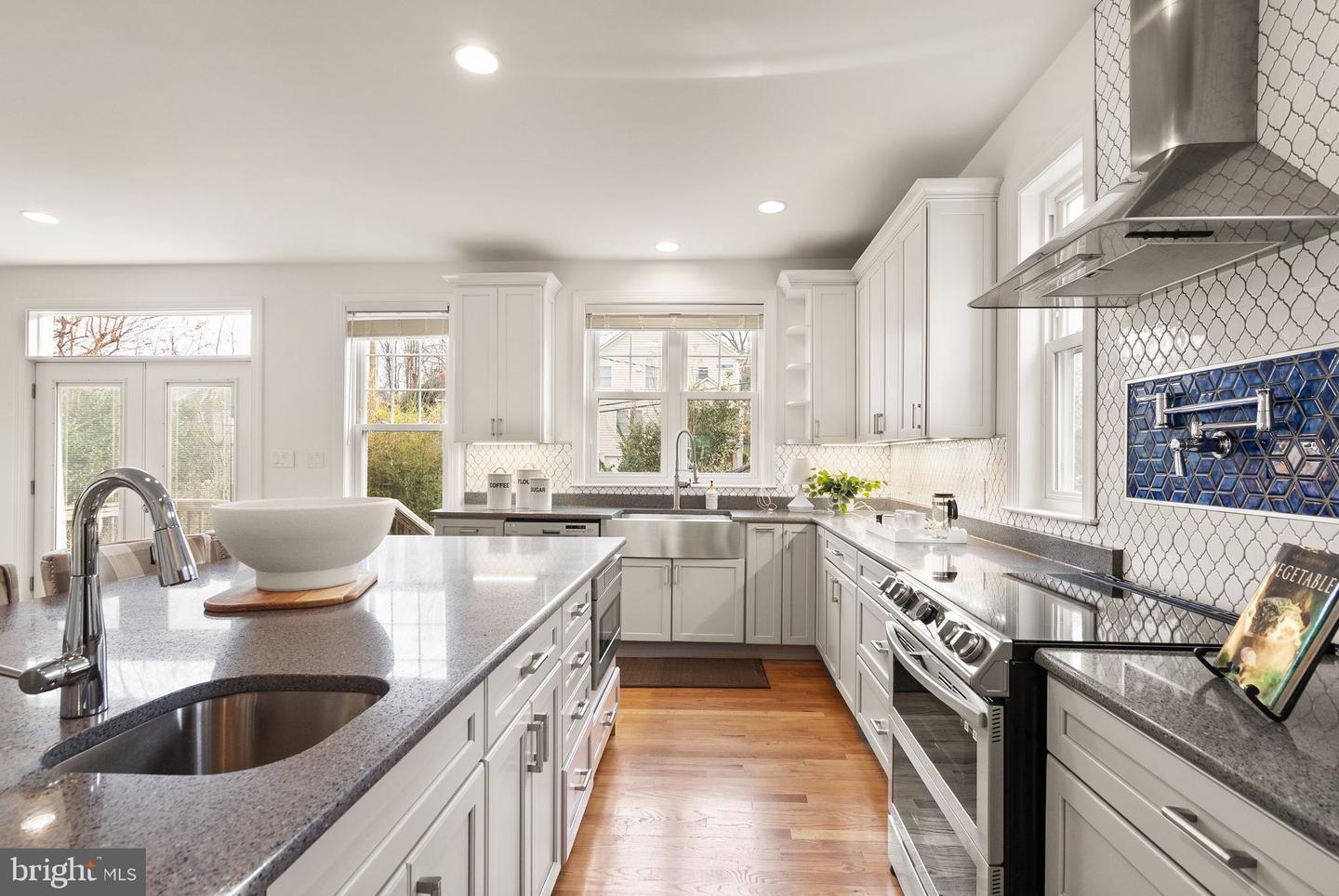 724 25TH ST S, ARLINGTON, Virginia 22202, 4 Bedrooms Bedrooms, ,2 BathroomsBathrooms,Residential,For sale,724 25TH ST S,VAAR2067238 MLS # VAAR2067238