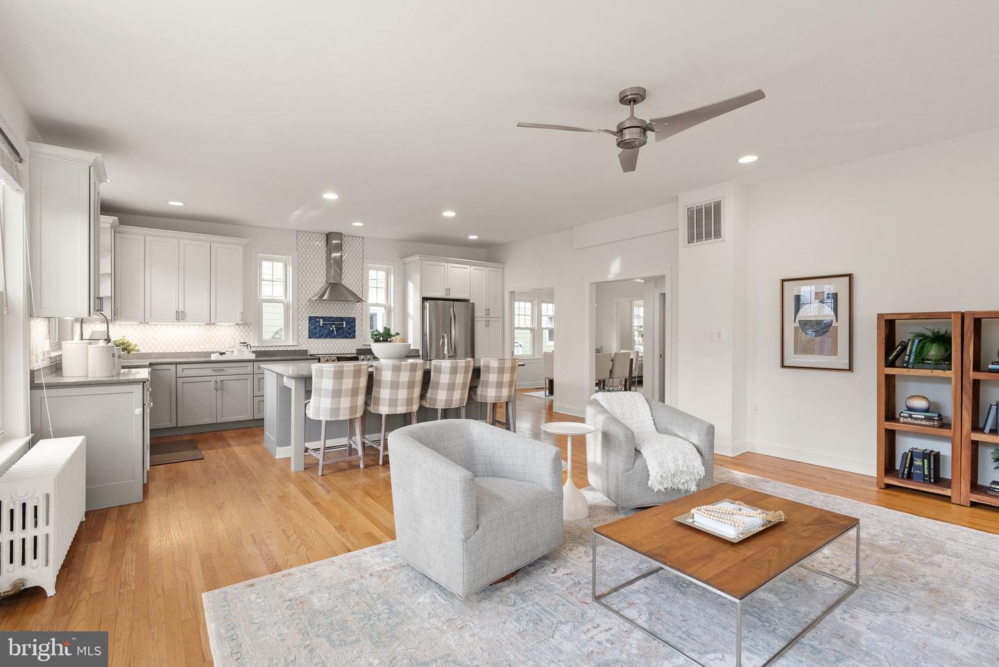 724 25TH ST S, ARLINGTON, Virginia 22202, 4 Bedrooms Bedrooms, ,2 BathroomsBathrooms,Residential,For sale,724 25TH ST S,VAAR2067238 MLS # VAAR2067238