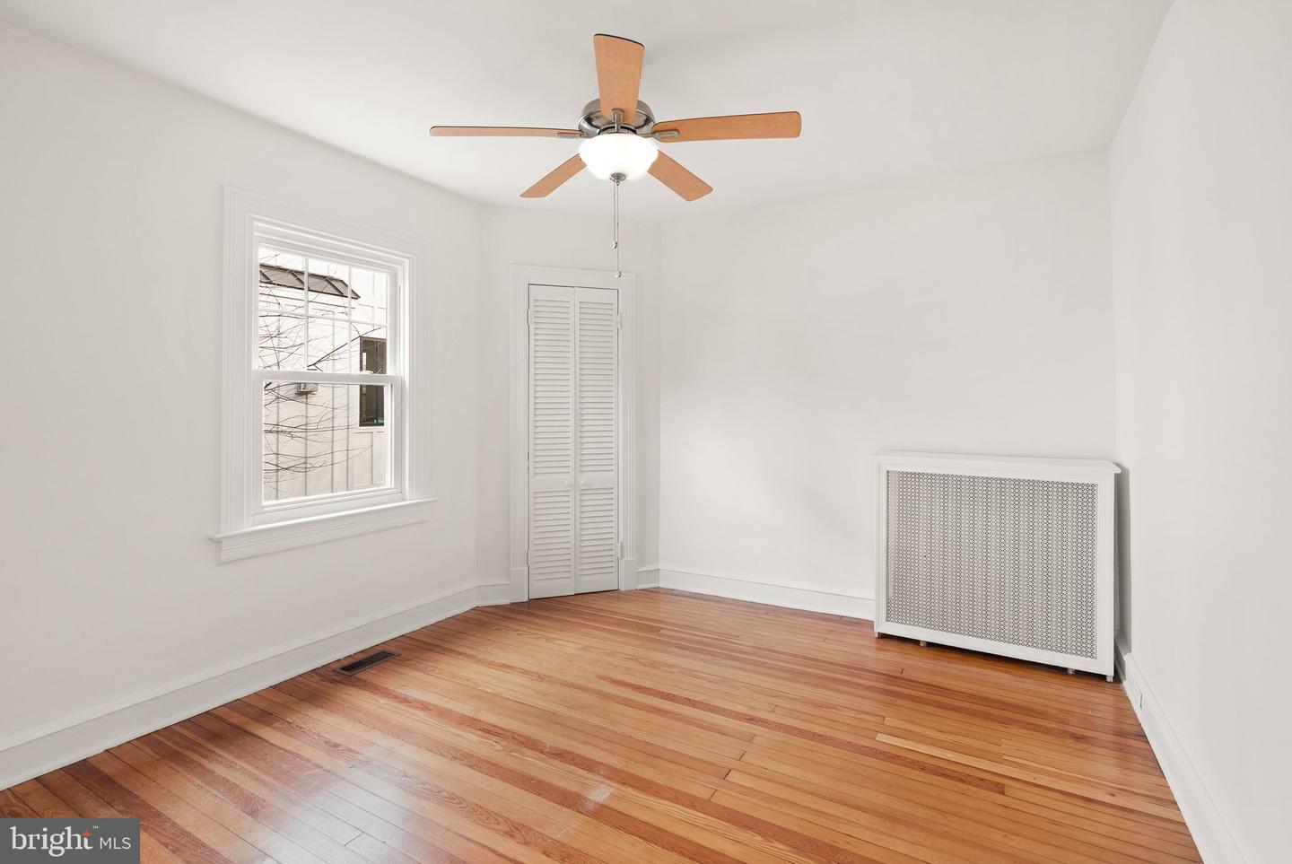 724 25TH ST S, ARLINGTON, Virginia 22202, 4 Bedrooms Bedrooms, ,2 BathroomsBathrooms,Residential,For sale,724 25TH ST S,VAAR2067238 MLS # VAAR2067238