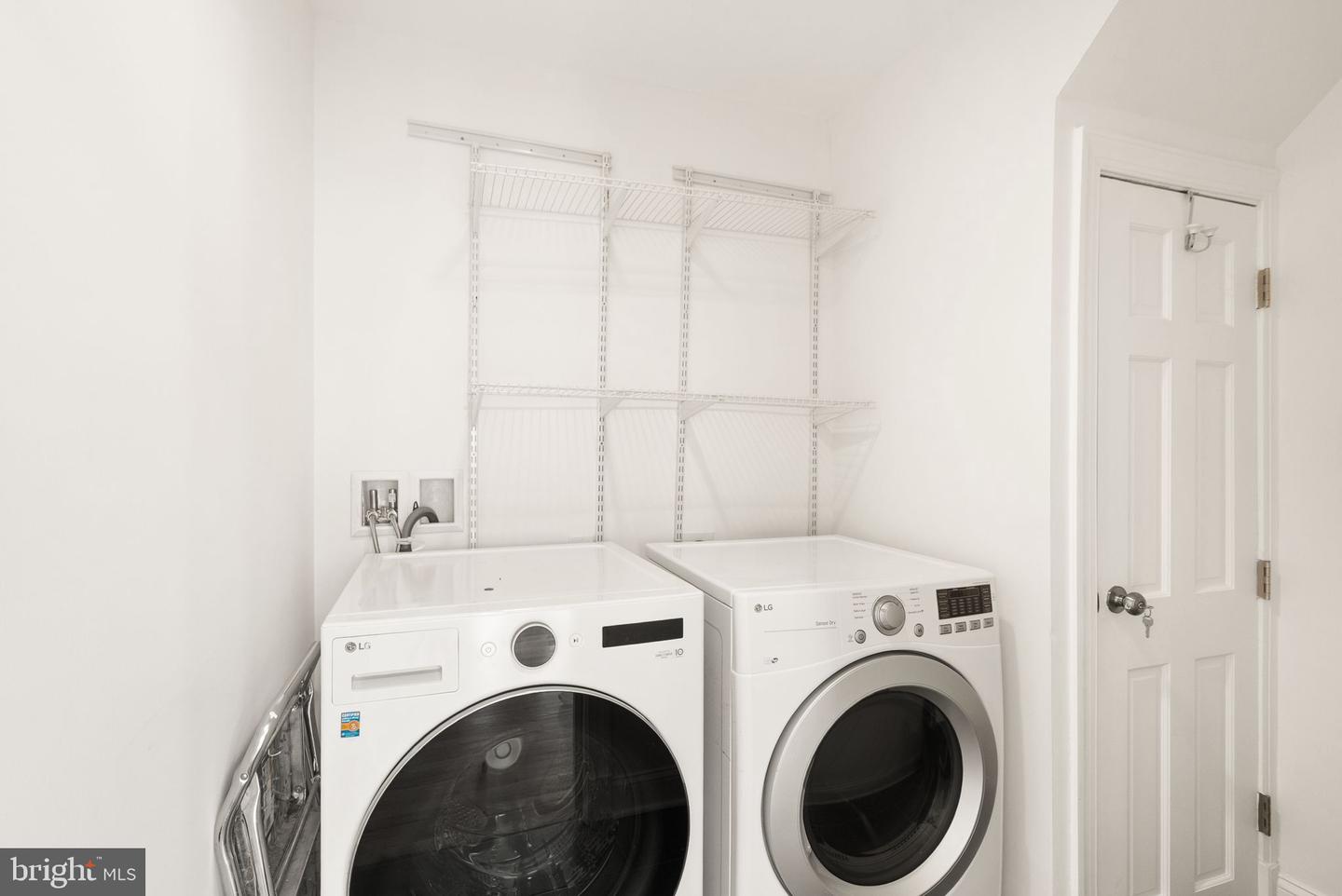 724 25TH ST S, ARLINGTON, Virginia 22202, 4 Bedrooms Bedrooms, ,2 BathroomsBathrooms,Residential,For sale,724 25TH ST S,VAAR2067238 MLS # VAAR2067238