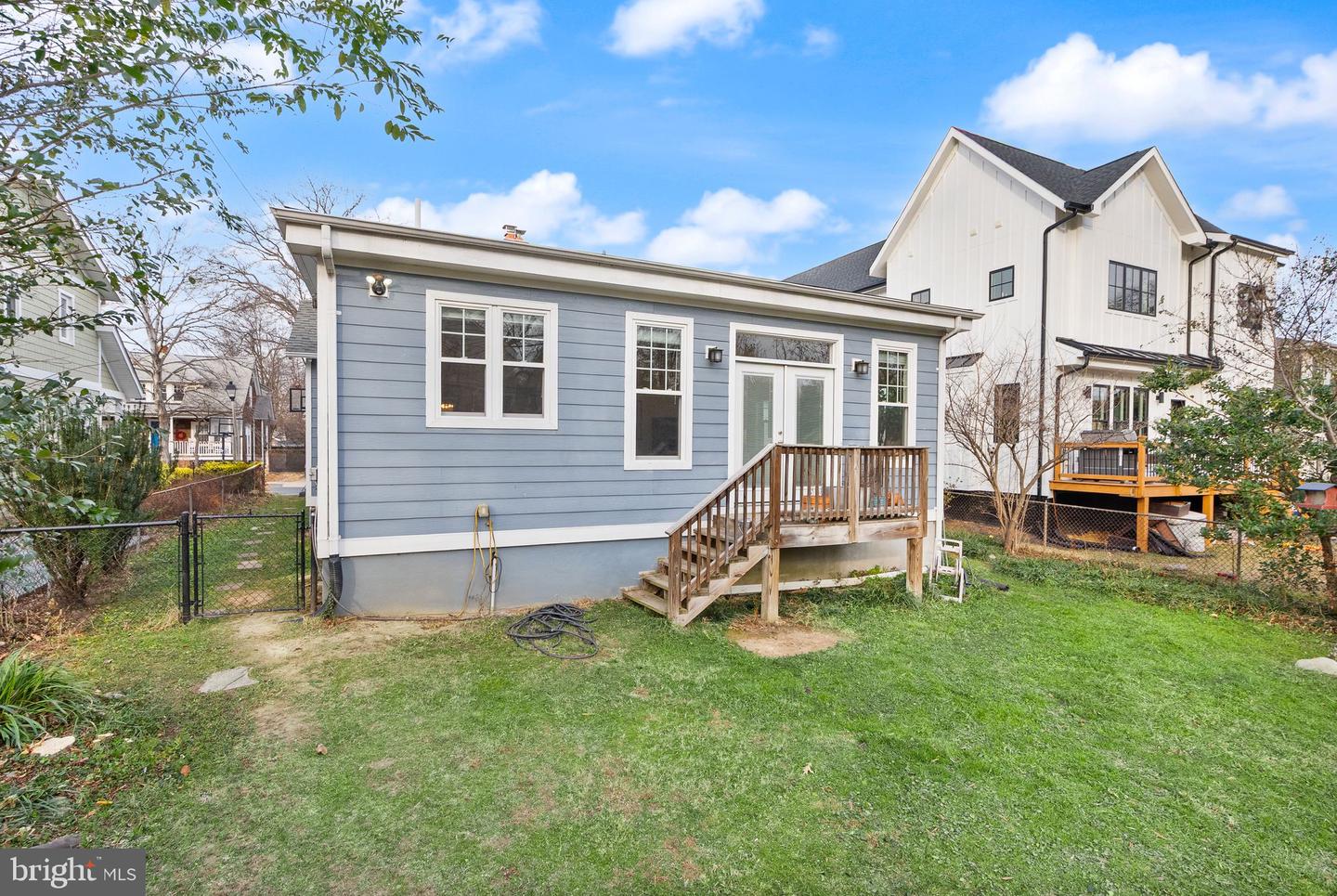 724 25TH ST S, ARLINGTON, Virginia 22202, 4 Bedrooms Bedrooms, ,2 BathroomsBathrooms,Residential,For sale,724 25TH ST S,VAAR2067238 MLS # VAAR2067238