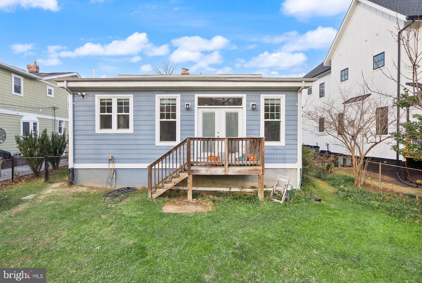 724 25TH ST S, ARLINGTON, Virginia 22202, 4 Bedrooms Bedrooms, ,2 BathroomsBathrooms,Residential,For sale,724 25TH ST S,VAAR2067238 MLS # VAAR2067238