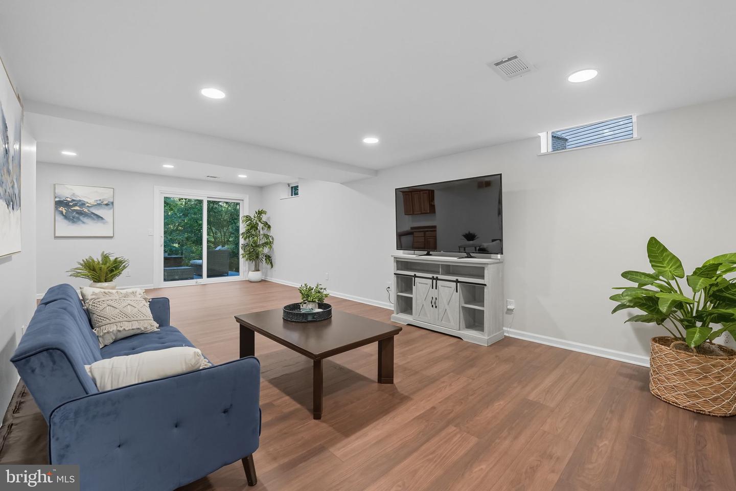 14367 N SLOPE ST, CENTREVILLE, Virginia 20120, 4 Bedrooms Bedrooms, 15 Rooms Rooms,3 BathroomsBathrooms,Residential,For sale,14367 N SLOPE ST,VAFX2283786 MLS # VAFX2283786