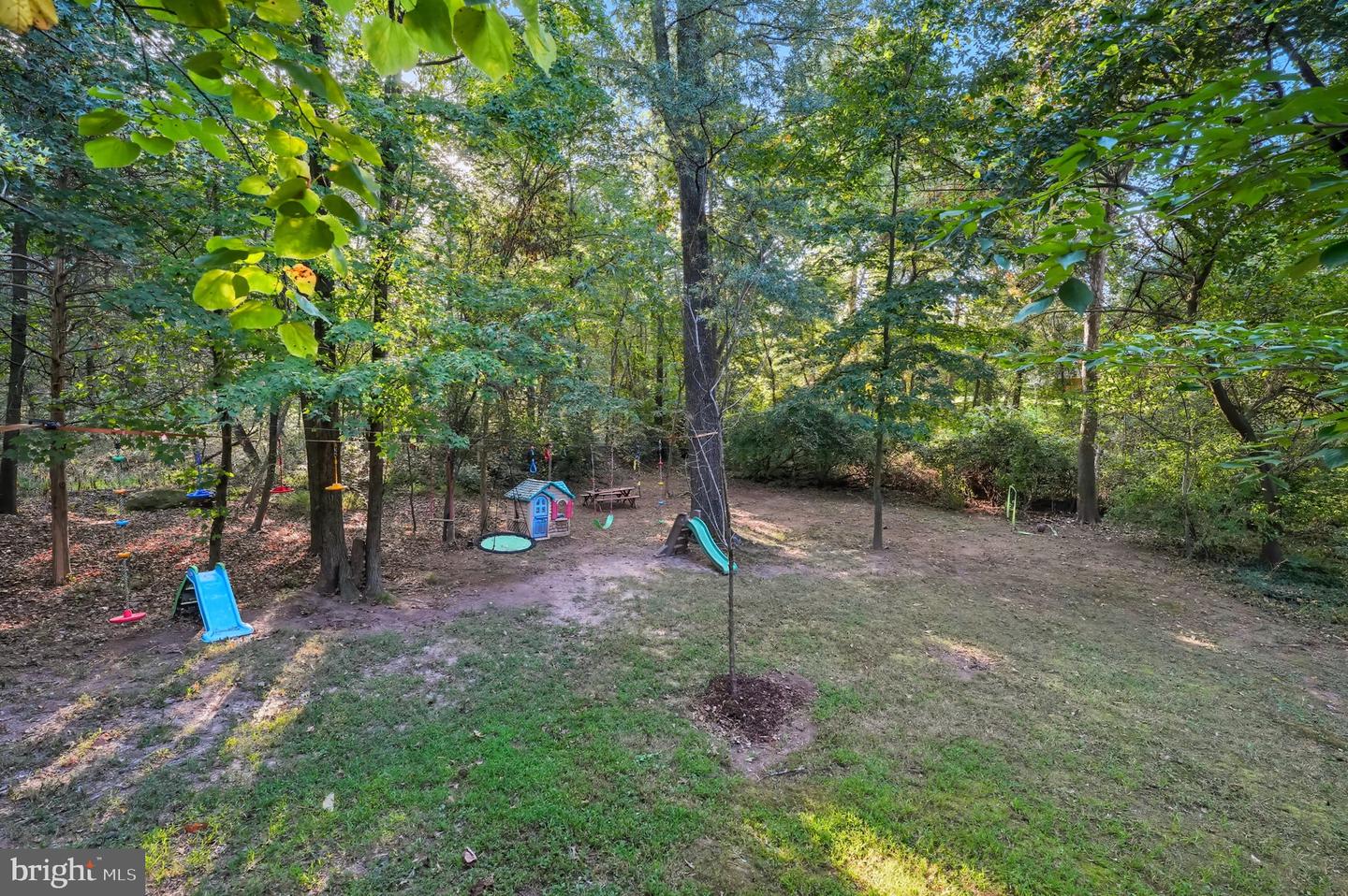 14367 N SLOPE ST, CENTREVILLE, Virginia 20120, 4 Bedrooms Bedrooms, 15 Rooms Rooms,3 BathroomsBathrooms,Residential,For sale,14367 N SLOPE ST,VAFX2283786 MLS # VAFX2283786