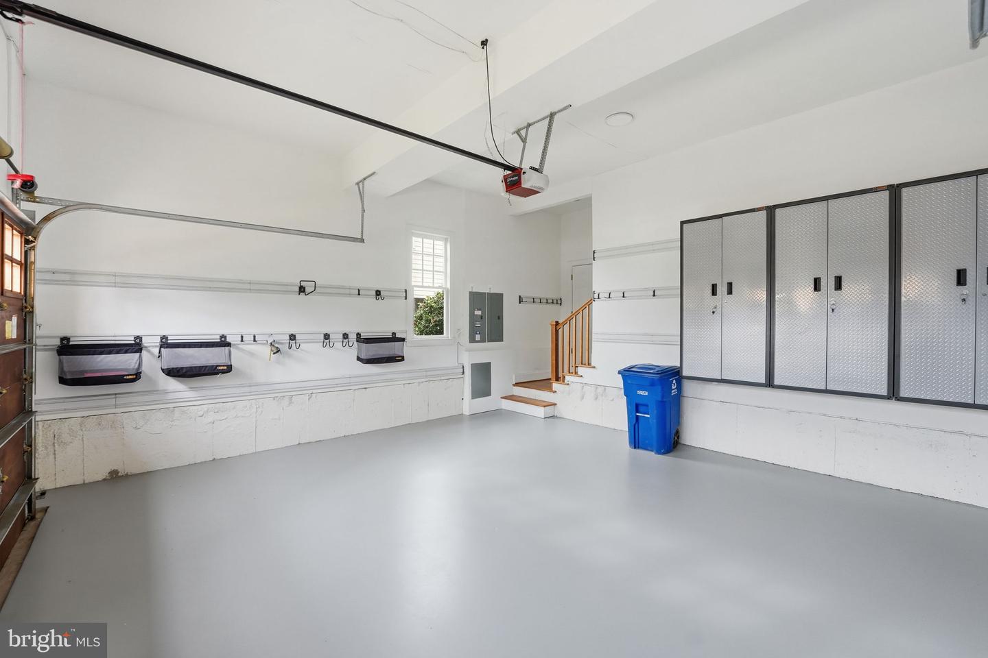 6607 31ST ST N, ARLINGTON, Virginia 22213, 5 Bedrooms Bedrooms, ,4 BathroomsBathrooms,Residential,For sale,6607 31ST ST N,VAAR2067268 MLS # VAAR2067268