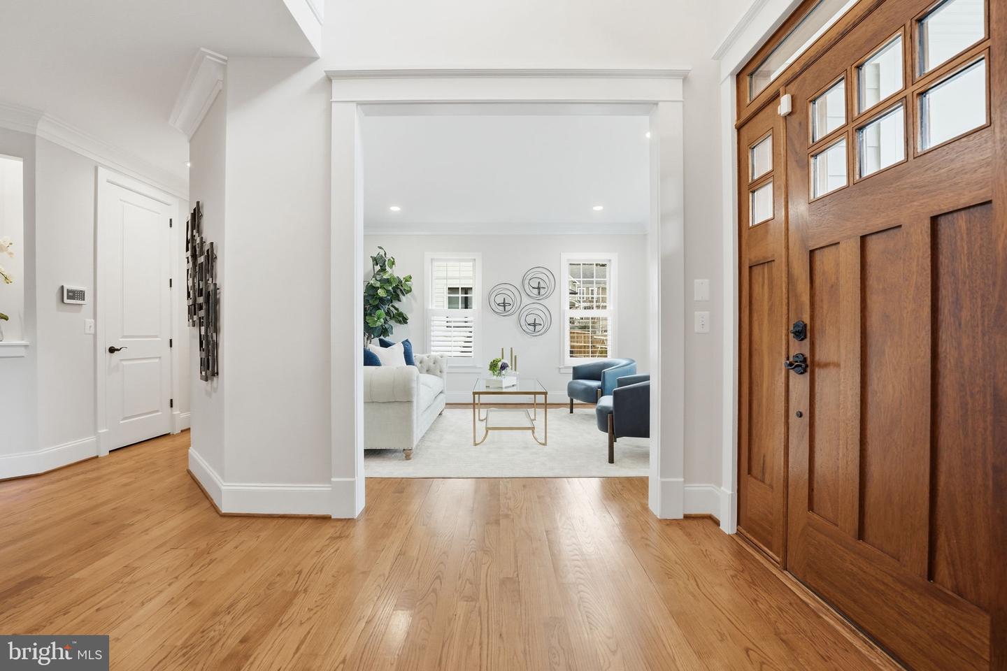 6607 31ST ST N, ARLINGTON, Virginia 22213, 5 Bedrooms Bedrooms, ,4 BathroomsBathrooms,Residential,For sale,6607 31ST ST N,VAAR2067268 MLS # VAAR2067268