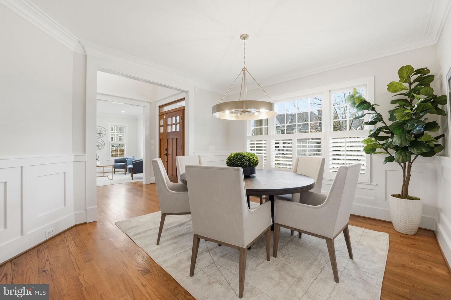 6607 31ST ST N, ARLINGTON, Virginia 22213, 5 Bedrooms Bedrooms, ,4 BathroomsBathrooms,Residential,For sale,6607 31ST ST N,VAAR2067268 MLS # VAAR2067268