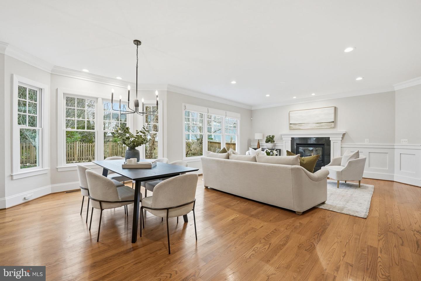 6607 31ST ST N, ARLINGTON, Virginia 22213, 5 Bedrooms Bedrooms, ,4 BathroomsBathrooms,Residential,For sale,6607 31ST ST N,VAAR2067268 MLS # VAAR2067268