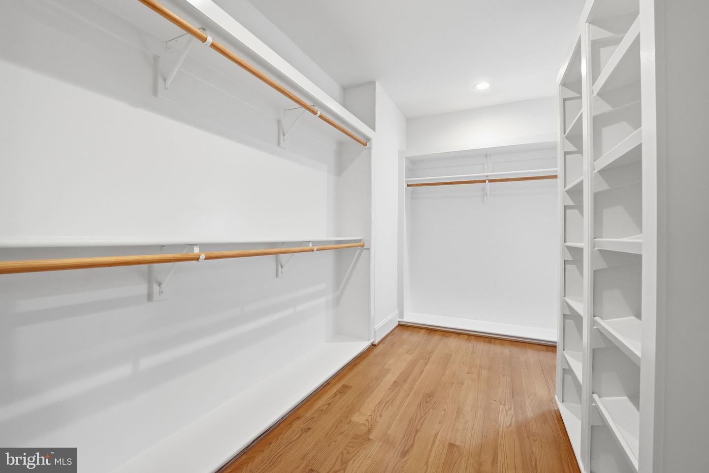 6607 31ST ST N, ARLINGTON, Virginia 22213, 5 Bedrooms Bedrooms, ,4 BathroomsBathrooms,Residential,For sale,6607 31ST ST N,VAAR2067268 MLS # VAAR2067268