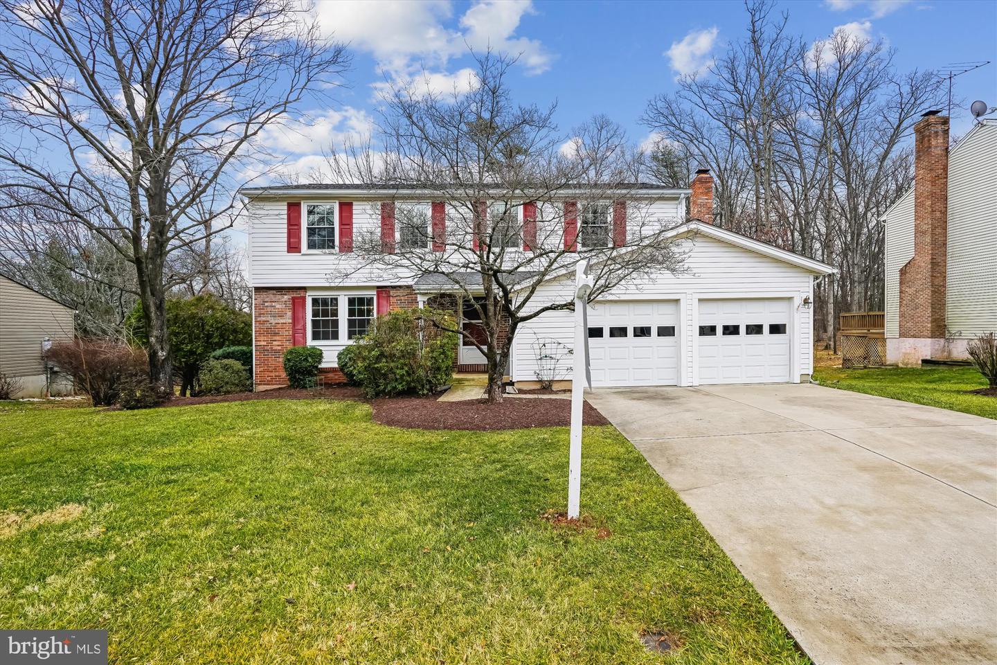 135 APPLEGATE DR, STERLING, Virginia 20164, 4 Bedrooms Bedrooms, ,2 BathroomsBathrooms,Residential,For sale,135 APPLEGATE DR,VALO2113300 MLS # VALO2113300