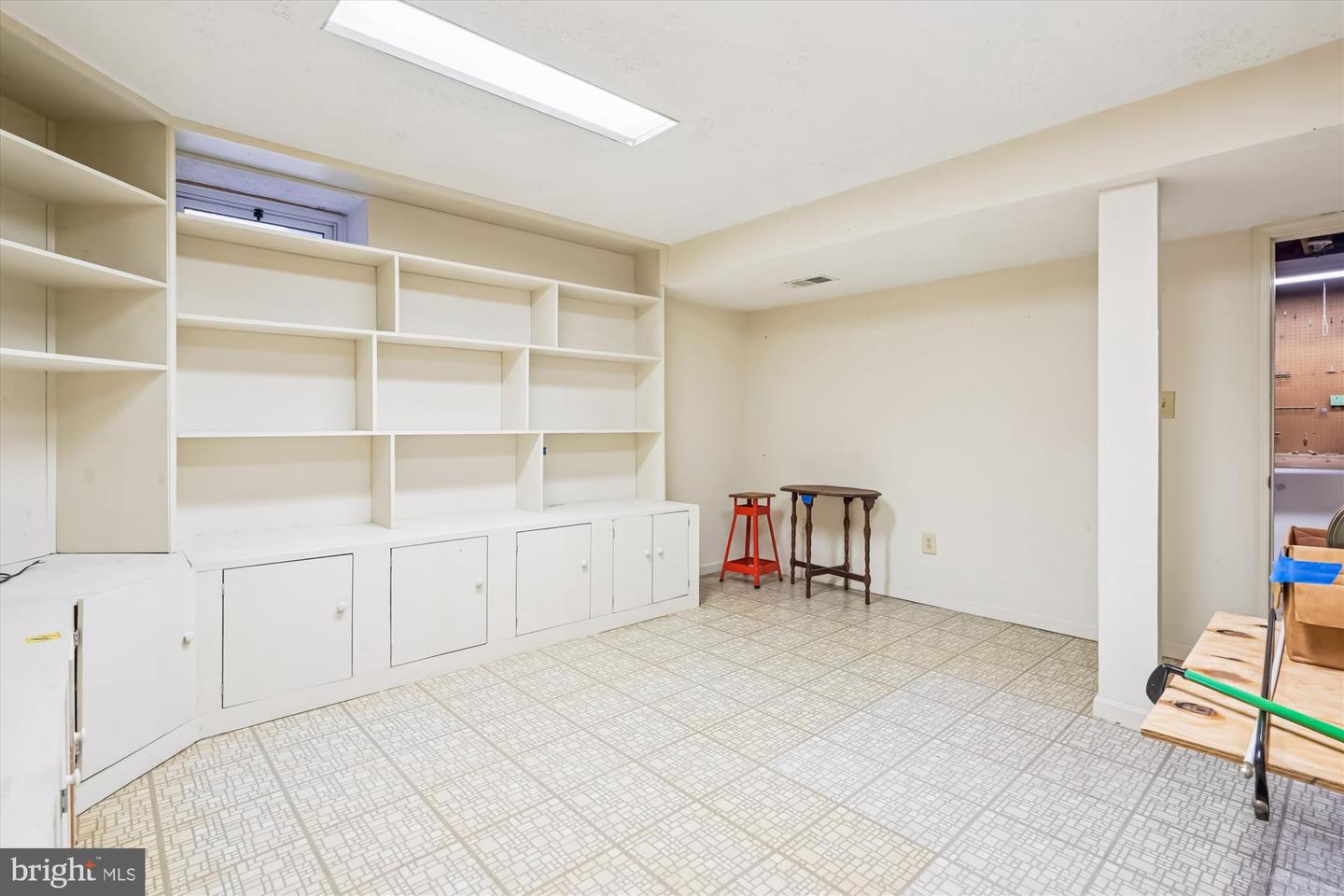 135 APPLEGATE DR, STERLING, Virginia 20164, 4 Bedrooms Bedrooms, ,2 BathroomsBathrooms,Residential,For sale,135 APPLEGATE DR,VALO2113300 MLS # VALO2113300