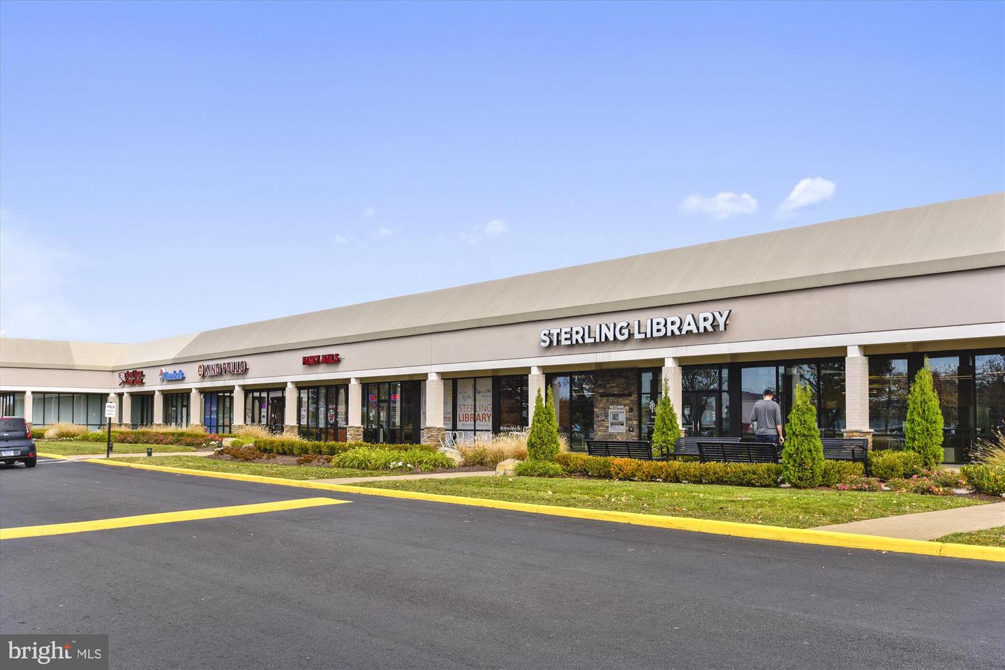 135 APPLEGATE DR, STERLING, Virginia 20164, 4 Bedrooms Bedrooms, ,2 BathroomsBathrooms,Residential,For sale,135 APPLEGATE DR,VALO2113300 MLS # VALO2113300