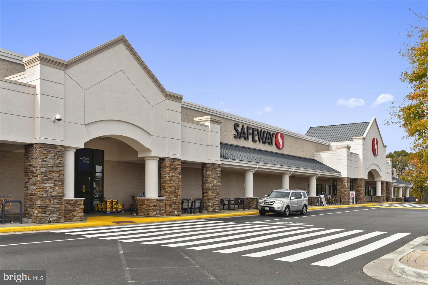 135 APPLEGATE DR, STERLING, Virginia 20164, 4 Bedrooms Bedrooms, ,2 BathroomsBathrooms,Residential,For sale,135 APPLEGATE DR,VALO2113300 MLS # VALO2113300