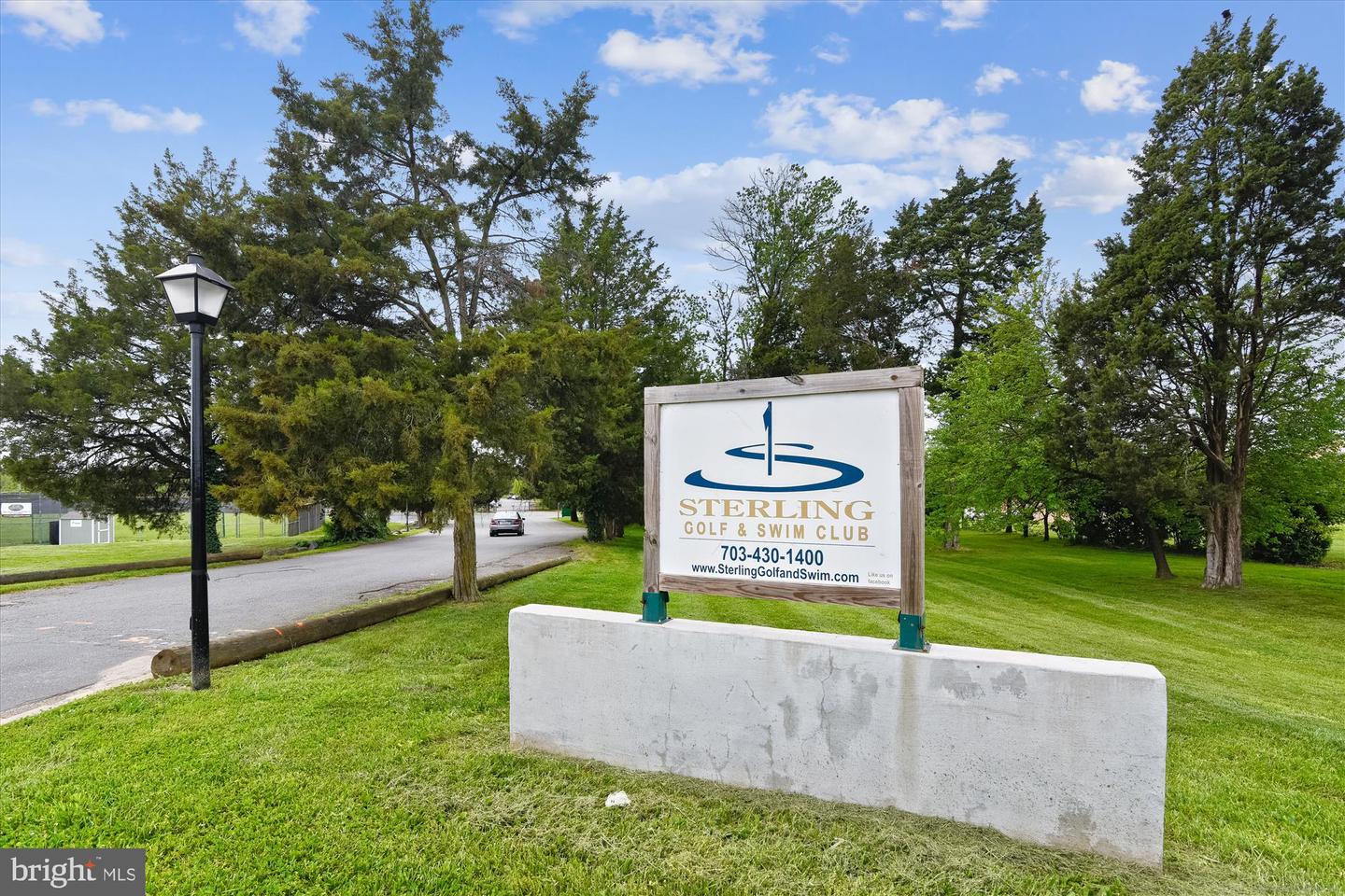 135 APPLEGATE DR, STERLING, Virginia 20164, 4 Bedrooms Bedrooms, ,2 BathroomsBathrooms,Residential,For sale,135 APPLEGATE DR,VALO2113300 MLS # VALO2113300