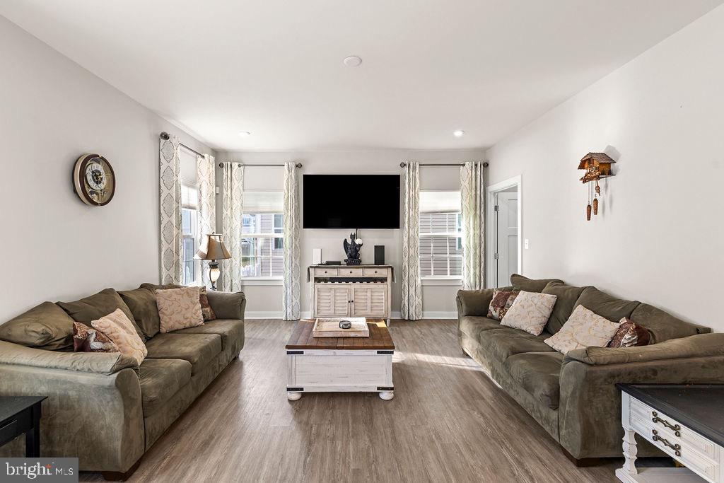 5428 HOLLEY OAK LN, FREDERICKSBURG, Virginia 22407, 4 Bedrooms Bedrooms, 8 Rooms Rooms,3 BathroomsBathrooms,Residential,For sale,5428 HOLLEY OAK LN,VASP2038400 MLS # VASP2038400