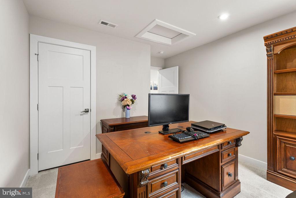 5428 HOLLEY OAK LN, FREDERICKSBURG, Virginia 22407, 4 Bedrooms Bedrooms, 8 Rooms Rooms,3 BathroomsBathrooms,Residential,For sale,5428 HOLLEY OAK LN,VASP2038400 MLS # VASP2038400