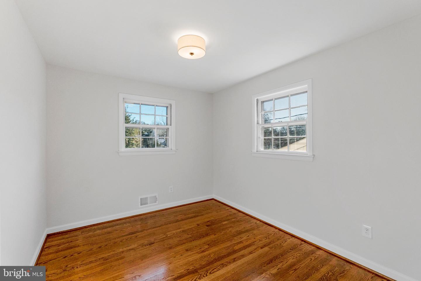 2116 N OHIO ST, ARLINGTON, Virginia 22205, 5 Bedrooms Bedrooms, ,2 BathroomsBathrooms,Residential,For sale,2116 N OHIO ST,VAAR2067334 MLS # VAAR2067334