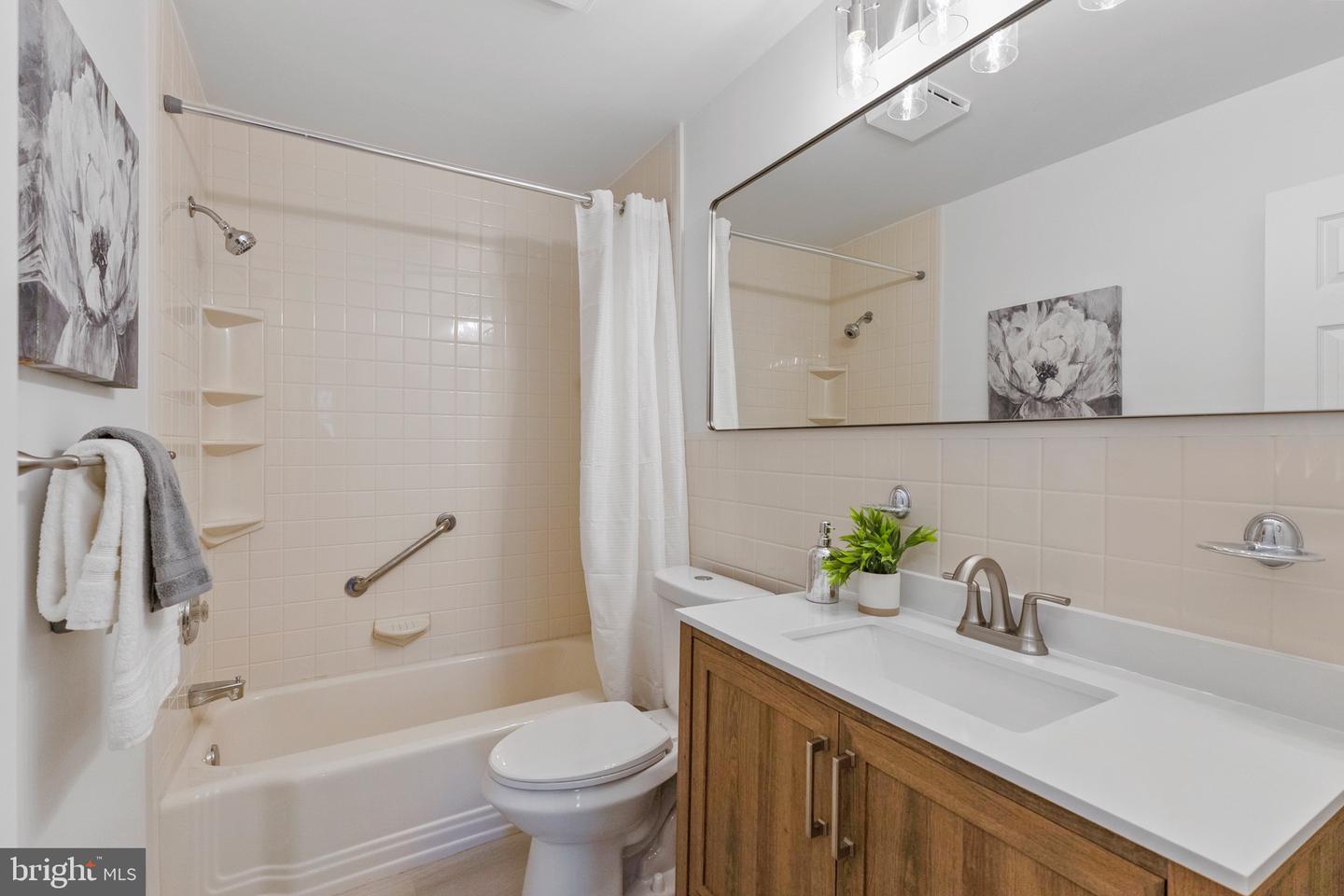 2116 N OHIO ST, ARLINGTON, Virginia 22205, 5 Bedrooms Bedrooms, ,2 BathroomsBathrooms,Residential,For sale,2116 N OHIO ST,VAAR2067334 MLS # VAAR2067334