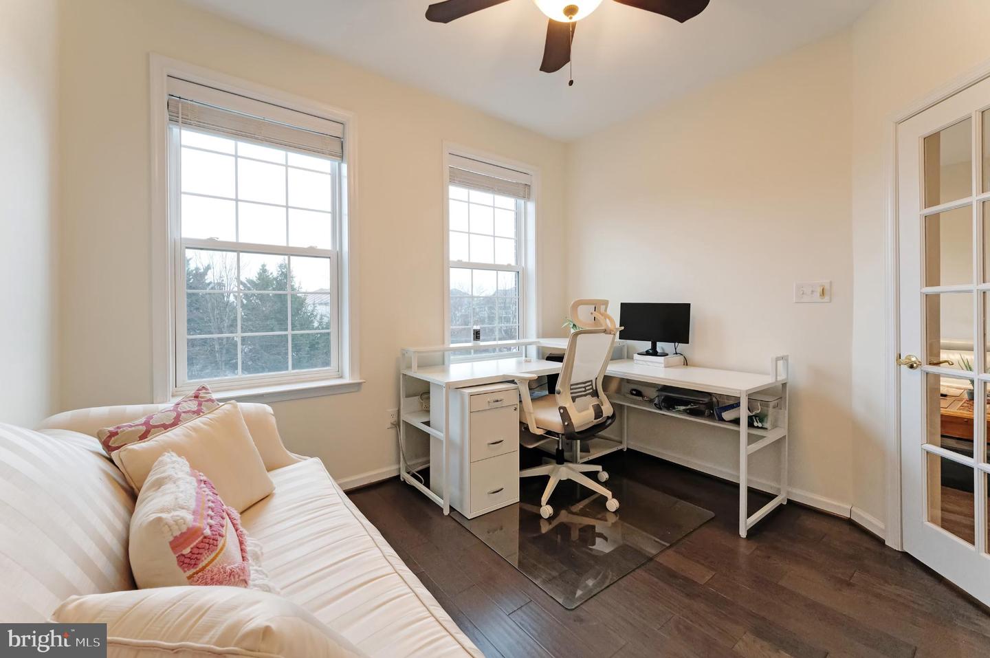 22720 FERNCREST TER, BRAMBLETON, Virginia 20148, 3 Bedrooms Bedrooms, 11 Rooms Rooms,2 BathroomsBathrooms,Residential,For sale,22720 FERNCREST TER,VALO2113360 MLS # VALO2113360