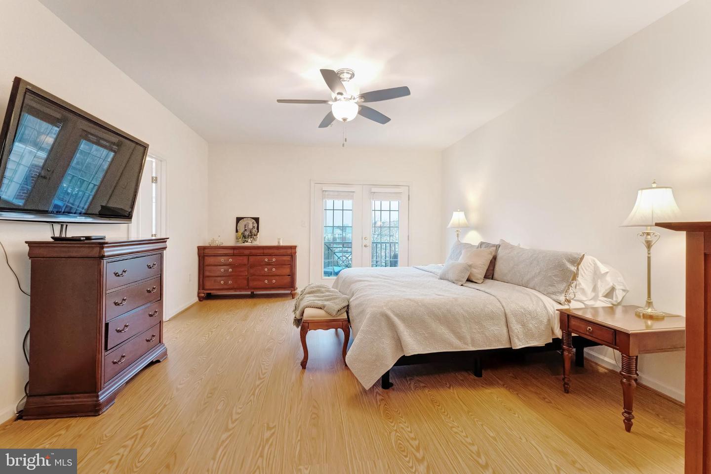 22720 FERNCREST TER, BRAMBLETON, Virginia 20148, 3 Bedrooms Bedrooms, 11 Rooms Rooms,2 BathroomsBathrooms,Residential,For sale,22720 FERNCREST TER,VALO2113360 MLS # VALO2113360