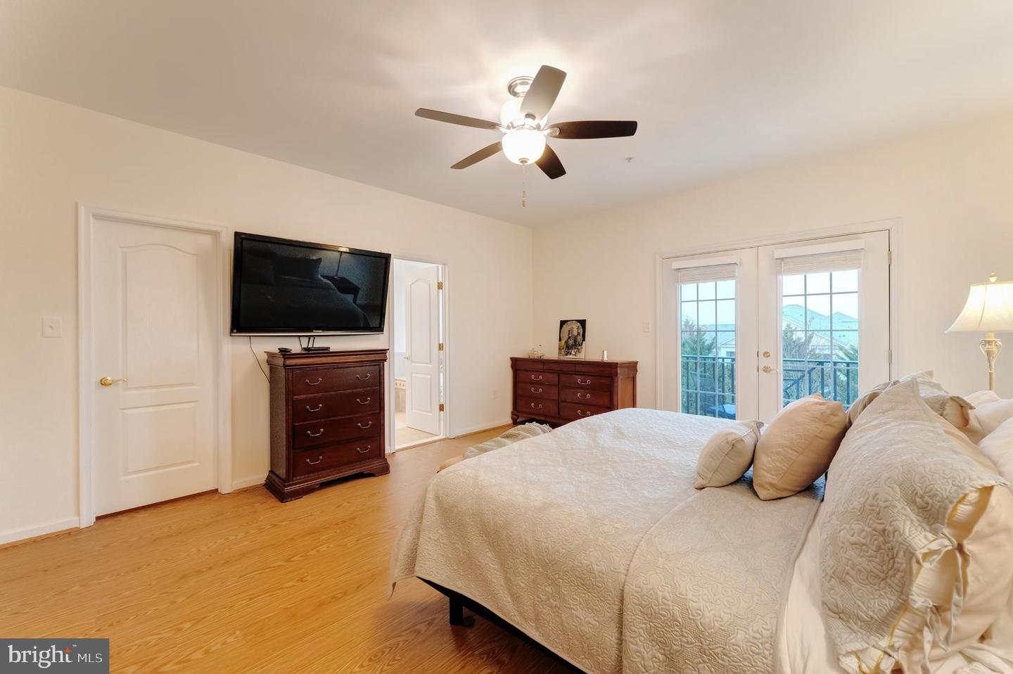 22720 FERNCREST TER, BRAMBLETON, Virginia 20148, 3 Bedrooms Bedrooms, 11 Rooms Rooms,2 BathroomsBathrooms,Residential,For sale,22720 FERNCREST TER,VALO2113360 MLS # VALO2113360