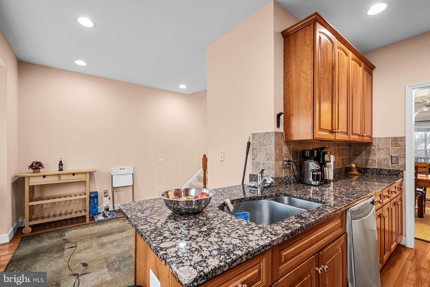 2546 TERRA COTTA CIR, HERNDON, Virginia 20171, 4 Bedrooms Bedrooms, ,3 BathroomsBathrooms,Residential,For sale,2546 TERRA COTTA CIR,VAFX2284198 MLS # VAFX2284198