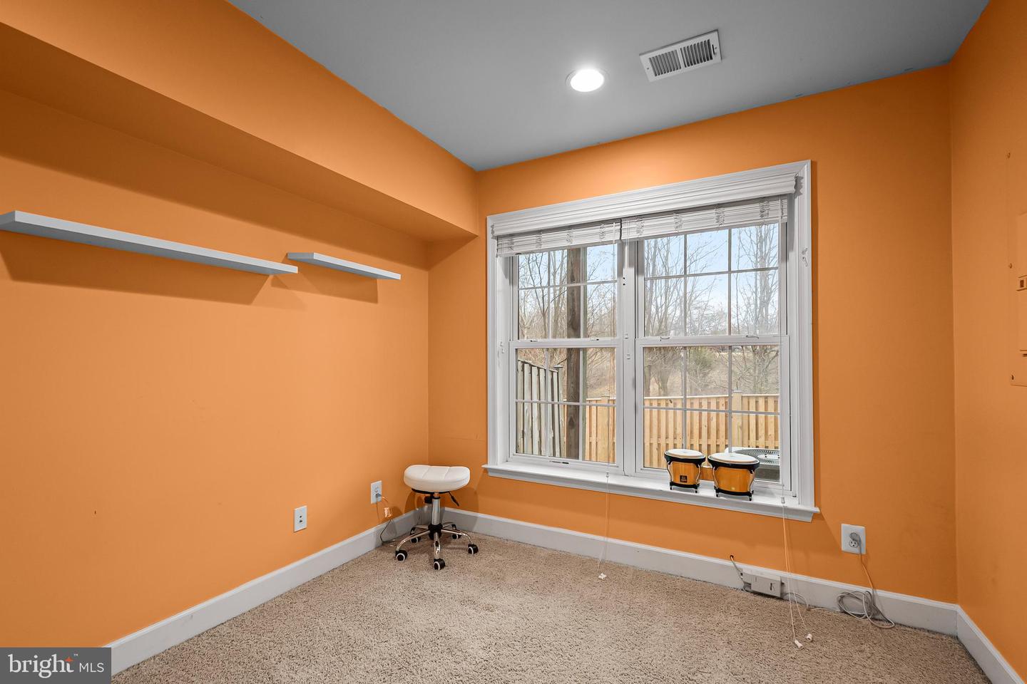 2546 TERRA COTTA CIR, HERNDON, Virginia 20171, 4 Bedrooms Bedrooms, ,3 BathroomsBathrooms,Residential,For sale,2546 TERRA COTTA CIR,VAFX2284198 MLS # VAFX2284198