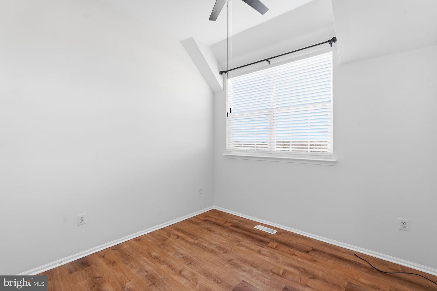 9534 WALKER WAY, MANASSAS PARK, Virginia 20111, 3 Bedrooms Bedrooms, ,2 BathroomsBathrooms,Residential,For sale,9534 WALKER WAY,VAMP2003572 MLS # VAMP2003572