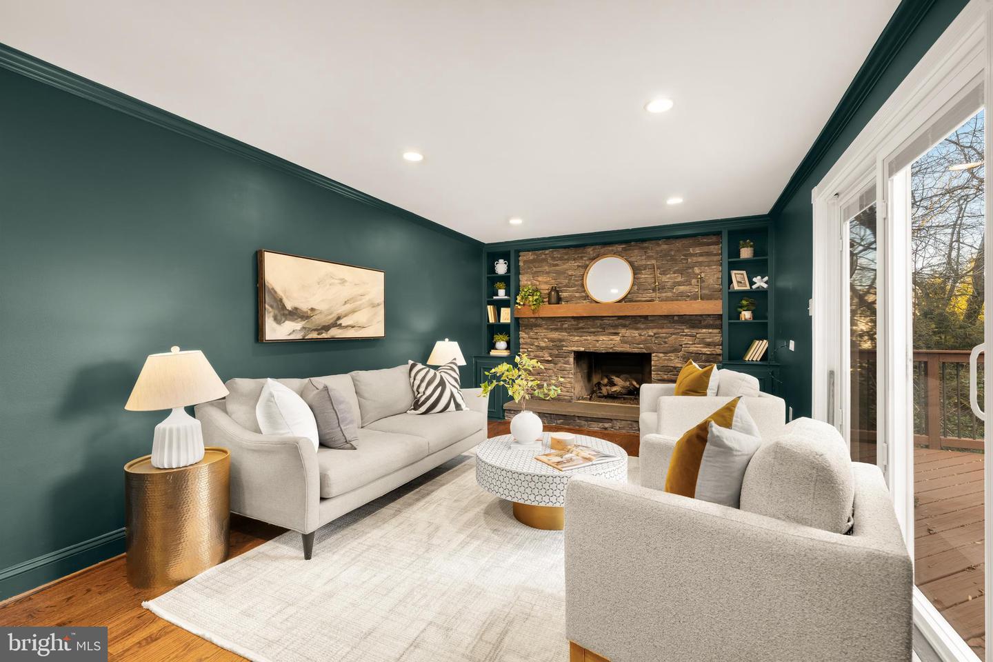 909 CANTLE LN, GREAT FALLS, Virginia 22066, 4 Bedrooms Bedrooms, ,3 BathroomsBathrooms,Residential,For sale,909 CANTLE LN,VAFX2284274 MLS # VAFX2284274