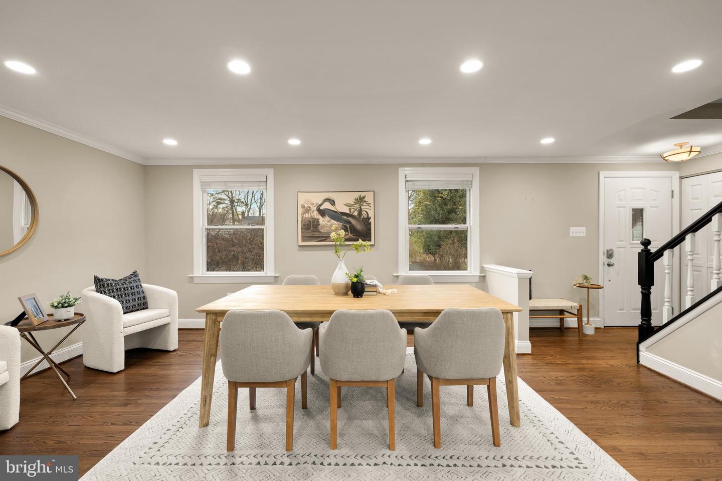 909 CANTLE LN, GREAT FALLS, Virginia 22066, 4 Bedrooms Bedrooms, ,3 BathroomsBathrooms,Residential,For sale,909 CANTLE LN,VAFX2284274 MLS # VAFX2284274