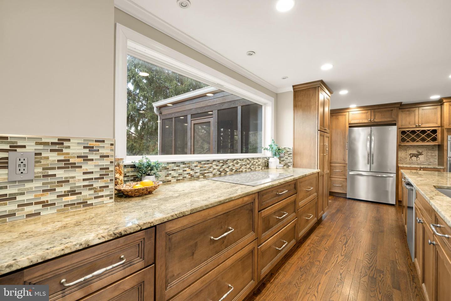 909 CANTLE LN, GREAT FALLS, Virginia 22066, 4 Bedrooms Bedrooms, ,3 BathroomsBathrooms,Residential,For sale,909 CANTLE LN,VAFX2284274 MLS # VAFX2284274