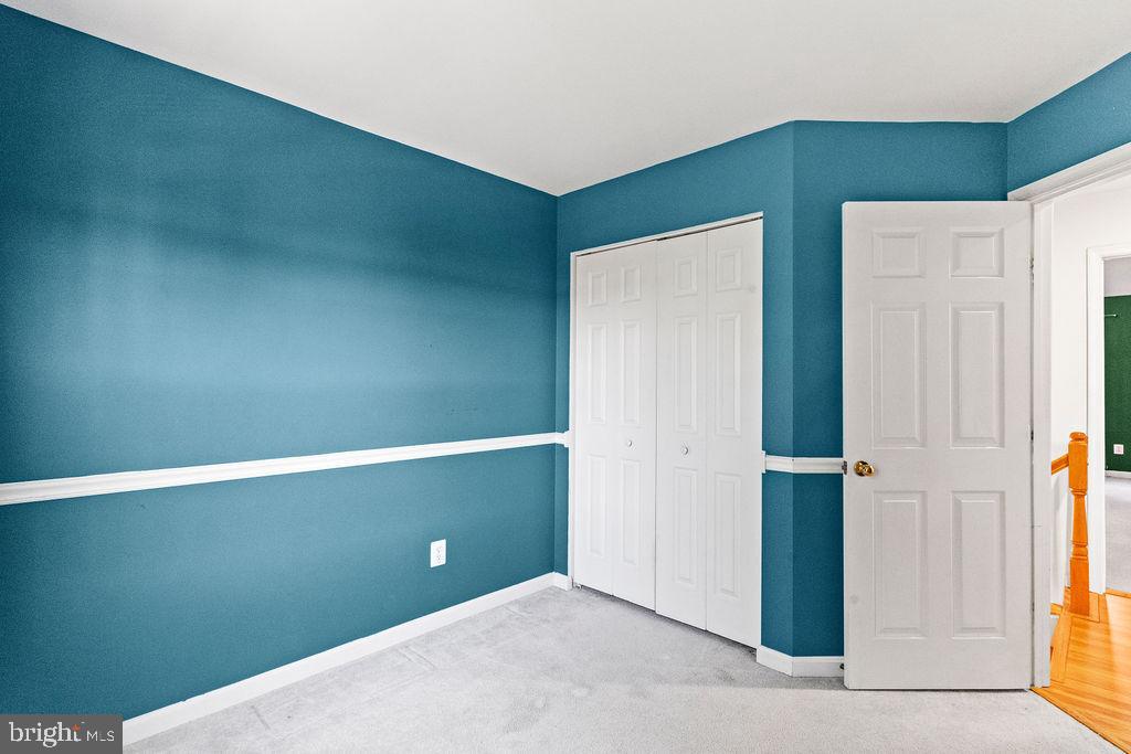 25450 UPPER CLUBHOUSE DR, CHANTILLY, Virginia 20152, 3 Bedrooms Bedrooms, ,2 BathroomsBathrooms,Residential,For sale,25450 UPPER CLUBHOUSE DR,VALO2113400 MLS # VALO2113400