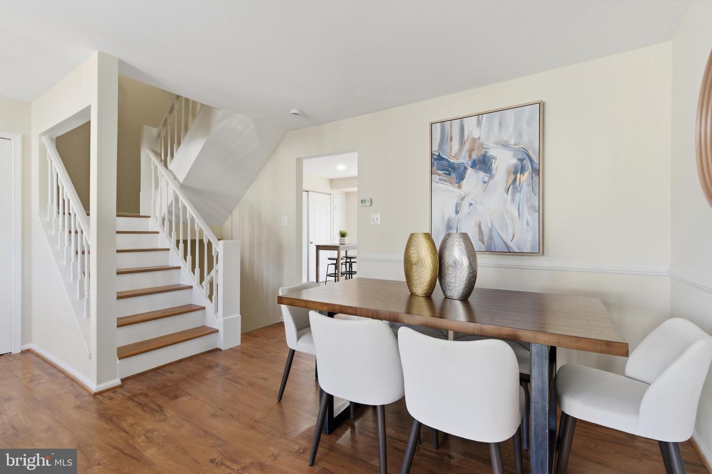 507 DAKOTA DR, HERNDON, Virginia 20170, 3 Bedrooms Bedrooms, ,2 BathroomsBathrooms,Residential,For sale,507 DAKOTA DR,VAFX2284302 MLS # VAFX2284302