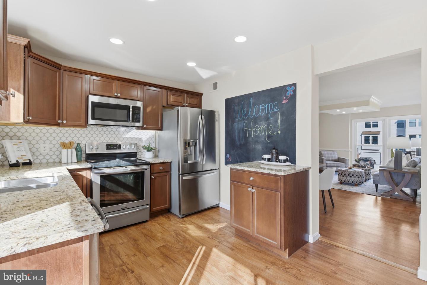 507 DAKOTA DR, HERNDON, Virginia 20170, 3 Bedrooms Bedrooms, ,2 BathroomsBathrooms,Residential,For sale,507 DAKOTA DR,VAFX2284302 MLS # VAFX2284302