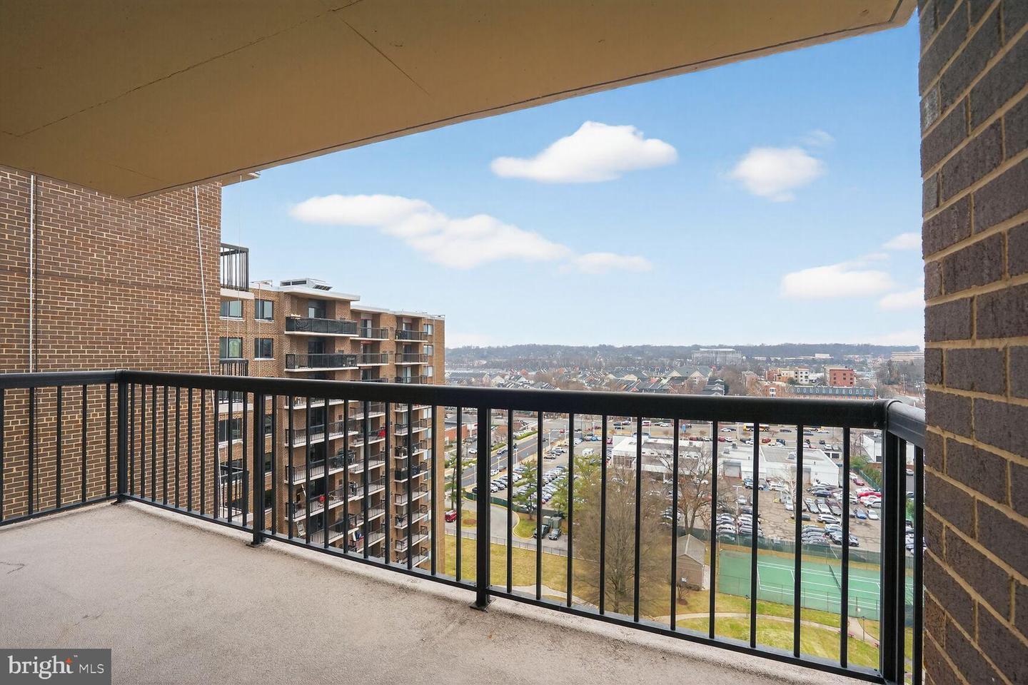 200 N PICKETT ST N #1513, ALEXANDRIA, Virginia 22304, 2 Bedrooms Bedrooms, 8 Rooms Rooms,2 BathroomsBathrooms,Residential,For sale,200 N PICKETT ST N #1513,VAAX2052864 MLS # VAAX2052864