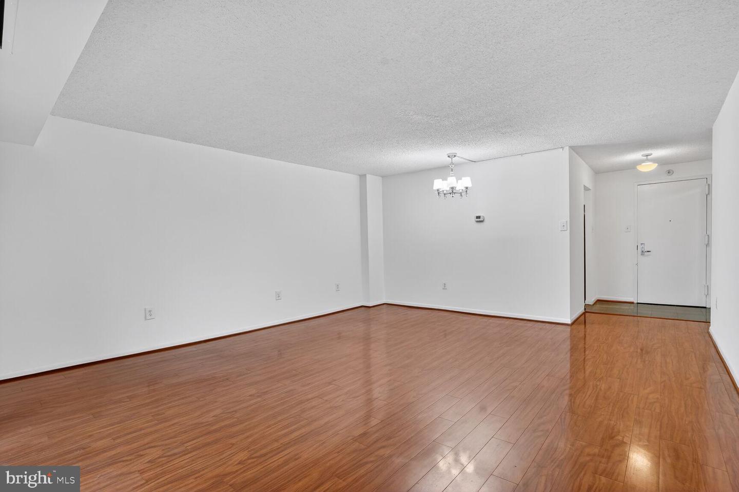 200 N PICKETT ST N #1513, ALEXANDRIA, Virginia 22304, 2 Bedrooms Bedrooms, 8 Rooms Rooms,2 BathroomsBathrooms,Residential,For sale,200 N PICKETT ST N #1513,VAAX2052864 MLS # VAAX2052864